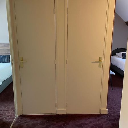 Logis Hotel Le Saint Florent Mont-près-Chambord Екстериор снимка