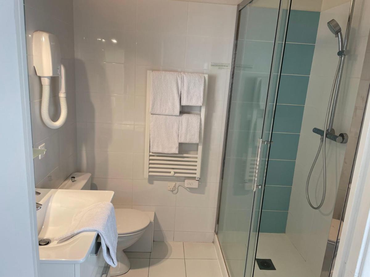 Logis Hotel Le Saint Florent Mont-près-Chambord Екстериор снимка