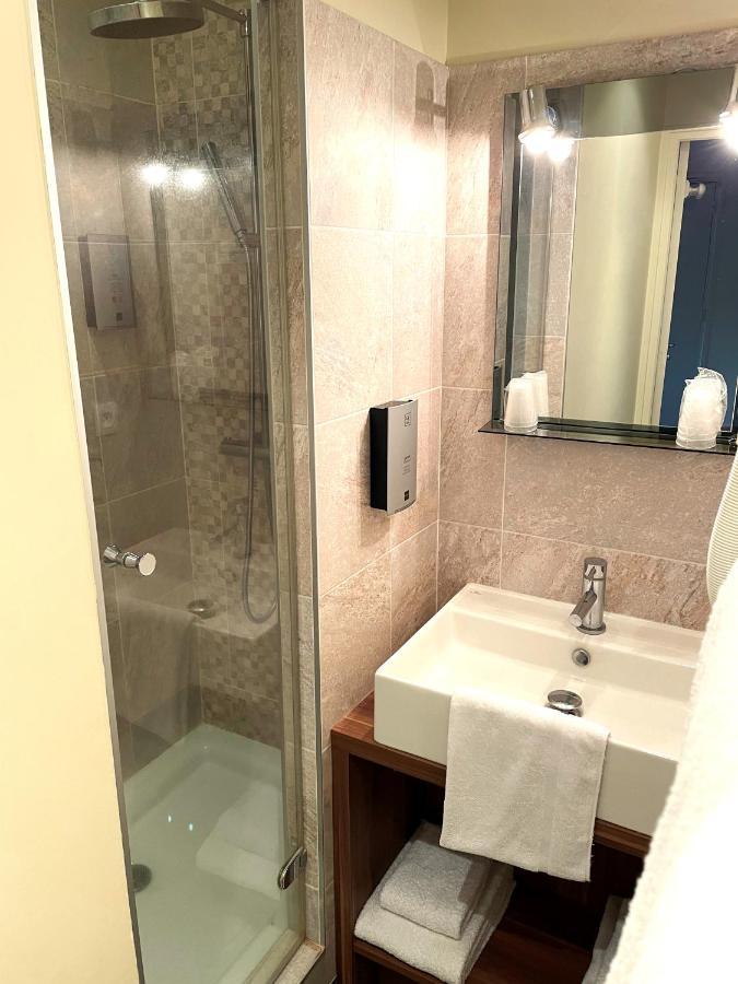 Logis Hotel Le Saint Florent Mont-près-Chambord Екстериор снимка