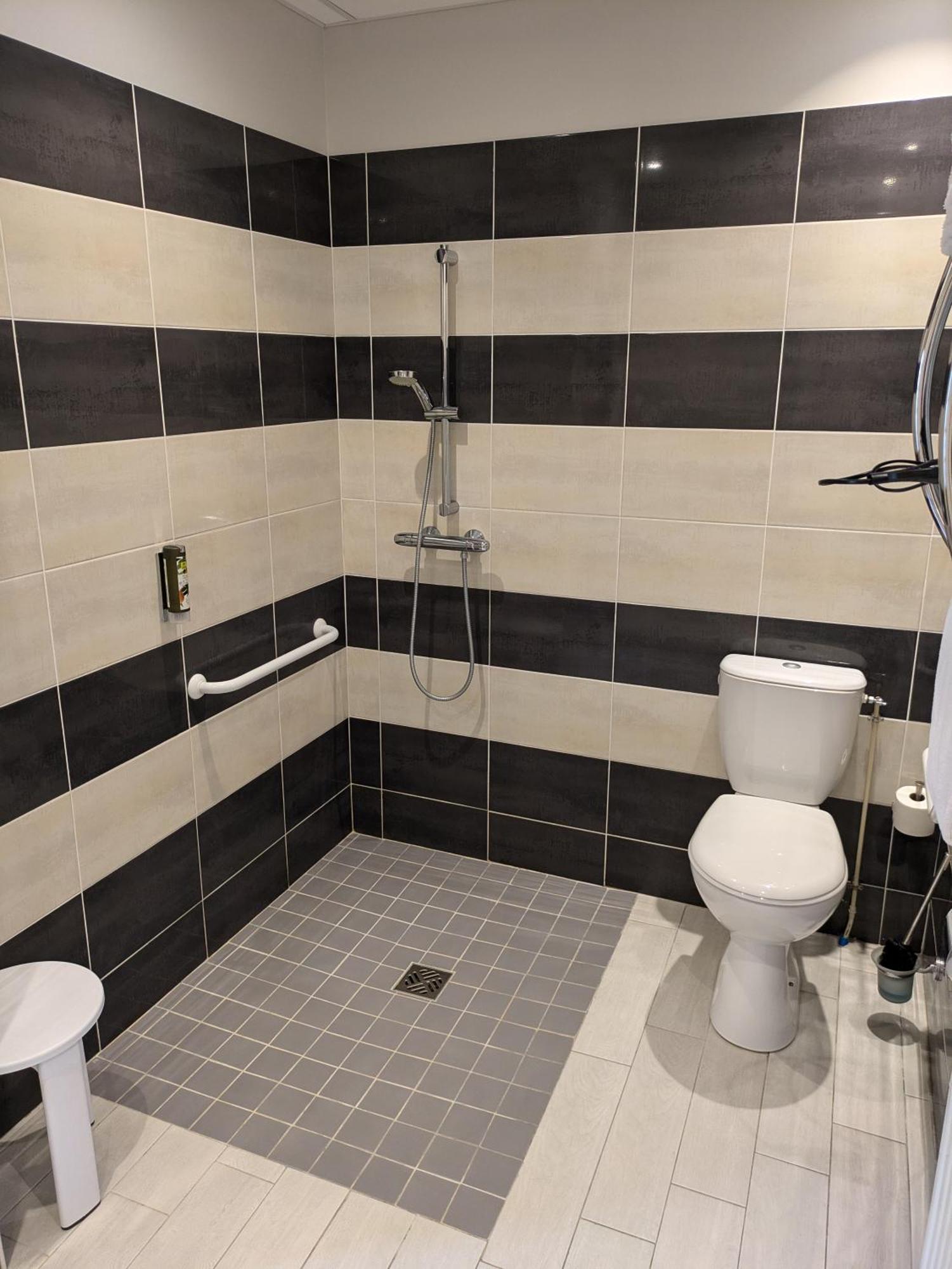 Logis Hotel Le Saint Florent Mont-près-Chambord Екстериор снимка
